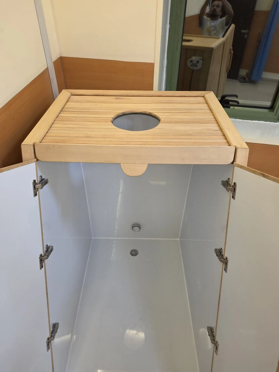 Original photo of the wooden top panel with its circular neck opening